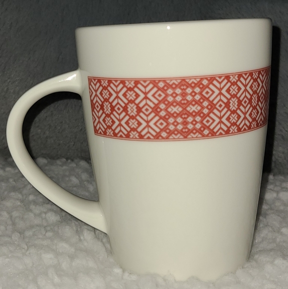 Latvija White and Red Mug - Picture 6 of 10